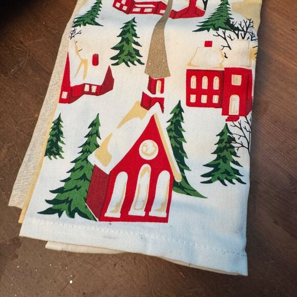 Macys Cotton holiday dish towels New holiday scene and gold gift home decor - Picture 2 of 7